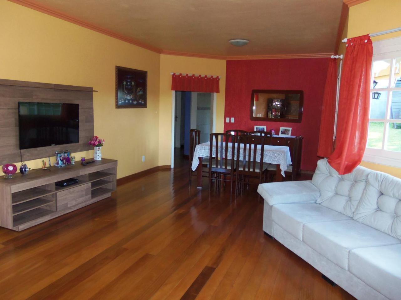 Casa Ampla Com Comodos Confortaveis 그라마도 외부 사진